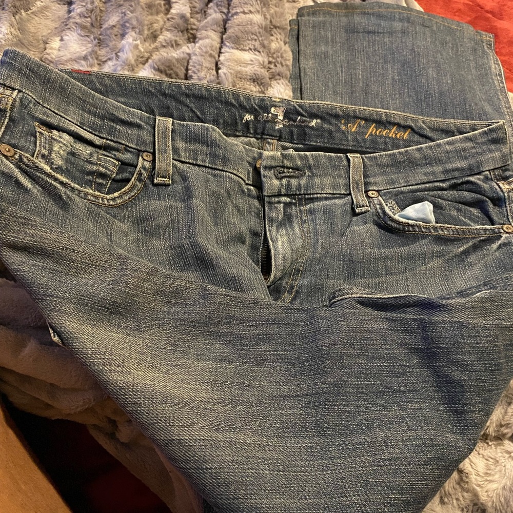 Hello preown jeans little mark on the cuff size 32 look at picture